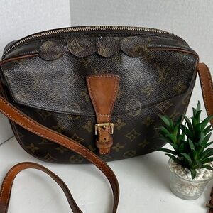 Louis Vuitton Monogram Jeune Fille Crossbody 
Date code not visible